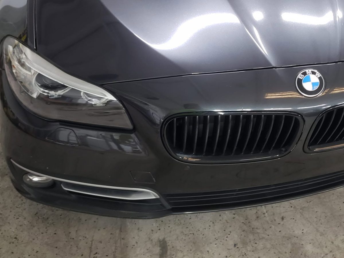 BMW front end after vinyl wrap